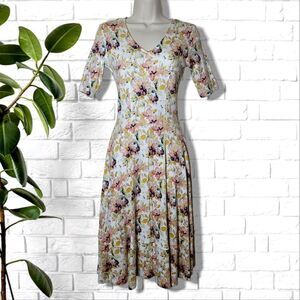 DE Collection Mid-Sleeve Floral Fit & Flare Dress
